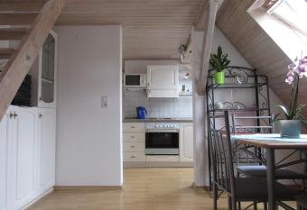 Ferienwohnung Regina allows 18 year olds to book a room