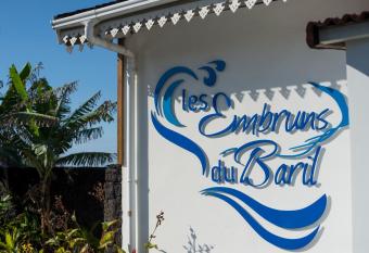 H  tel Les Embruns Du Baril has Balcony rooms