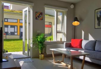 Alfred s Apartments - Lindargata allows 18 year olds to book a room