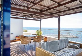 Portixol Hotel & Restaurant has Balcony rooms