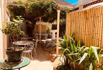 H  tel boutique Quai d Azur has Smoking/Balcony rooms