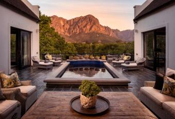 MolenVliet Vineyards allows 18 year olds to book a room