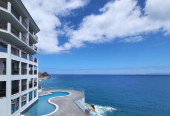 Hotel Royal Orchid has Balcony rooms