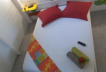 Fetay Jaune has Balcony rooms