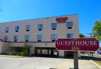 Guest House Inn Medical District near Texas Tech Univ allows 18 year olds to book a room
