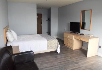 Venture Inn Hotel allows 18 year olds to book a room