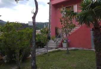 Bed & Breakfast La Rosa Rossa has Balcony rooms