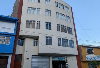 Hospedaje Arequipa has Balcony rooms