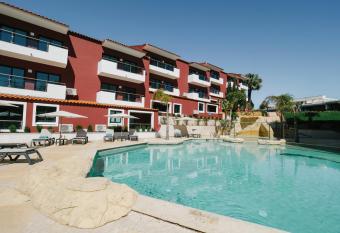 Topazio Vibe Beach Hotel & Apartments - Adults Friendly allows 18 year olds to book a room