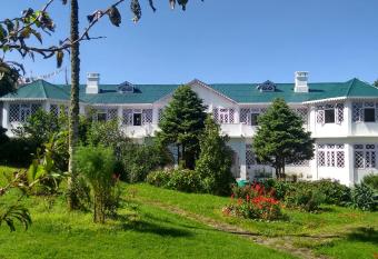 Rani Kothi Heritage Residency allows 18 year olds to book a room