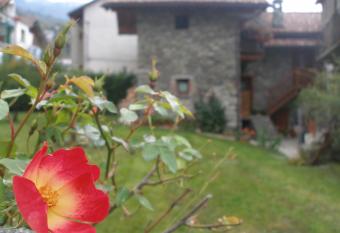 Le Panier has Balcony rooms