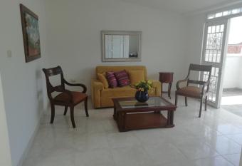 Apartamento con terraza has Balcony rooms