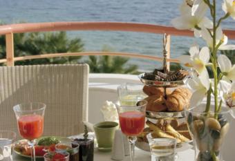 Over Sea Rooms & Villas has Balcony rooms