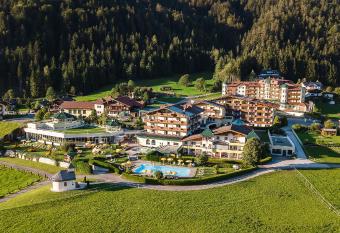 Hotel Seehof has Balcony rooms