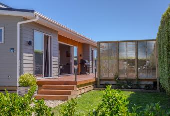 27 Tuscan allows 18 year olds to book a room