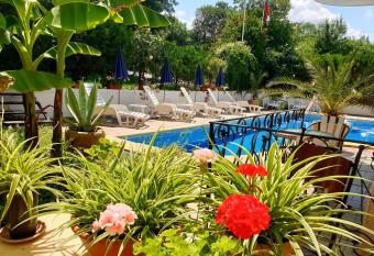 Hotel Feniks has Balcony rooms