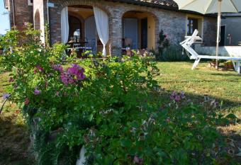 Casa Vacanze Magnolia has Balcony rooms