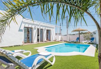 Casa Capricho has Balcony rooms