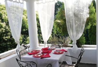 Meteora best view villa has Balcony rooms