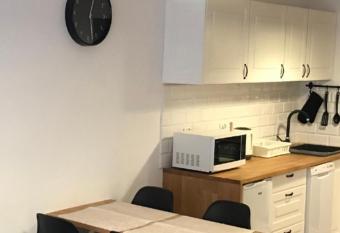 Apartament Stella Park allows 18 year olds to book a room