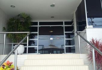 Edificio Palladium, Beira mar , praia do morro has rooms with a private hot tub