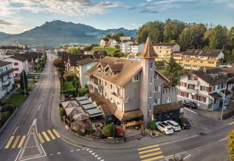 feRUS Hotel allows 18 year olds to book a room