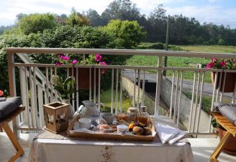 CASA VACACIONAL NI  ONS-PONTECESO has Balcony rooms