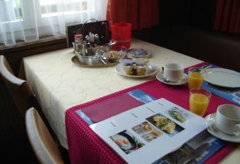 Hotel Milan B&B has Balcony rooms