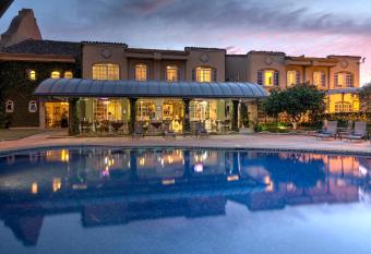 Casa Conde Hotel & Apartamentos allows 18 year olds to book a room