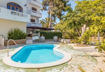 Apartamento La Cabanya with 1 bedroom has Balcony rooms