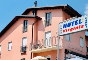 Hotel Virginia has Balcony rooms