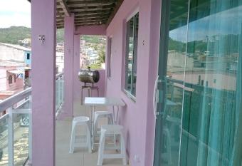 Casa Arraial allows 18 year olds to book a room