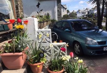 Aquarius B&B allows 18 year olds to book a room