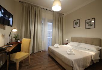 Khome Rooms & Apartment allows 18 year olds to book a room