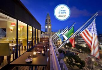 Vera Cruz Porto Downtown Hotel allows 18 year olds to book a room