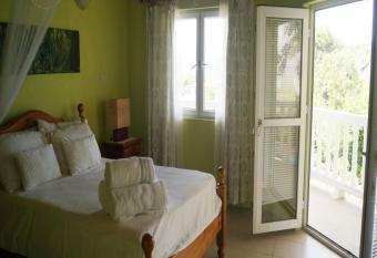 A Private Room in Paradise, Vieux Fort allows 18 year olds to book a room