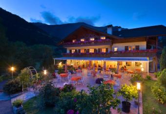 Hotel Klotz has Balcony rooms