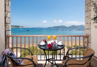 Methoni Beach Hotel has Balcony rooms