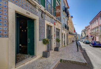 Quinta Colina by Shiadu allows 18 year olds to book a room