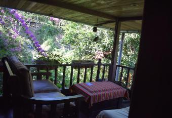 Casa Hospedaje Tingomaria allows 18 year olds to book a room