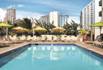 The Ambassador of Waikiki, Tapestry Collection by Hilton has Balcony rooms