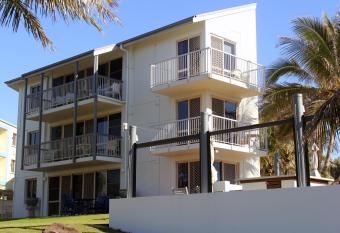 Bargara Shoreline Apartments has Balcony rooms