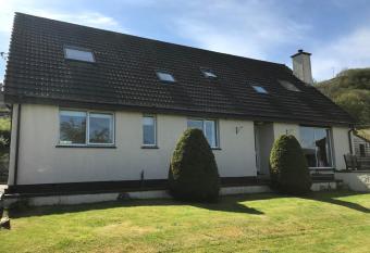 Feochan Rooms Portree allows 18 year olds to book a room