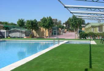 Camping El Jard  n has Balcony rooms