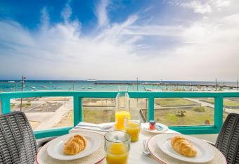 Apartamentos Islamar Arrecife has Balcony rooms