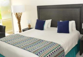 Divijuka allows 18 year olds to book a room