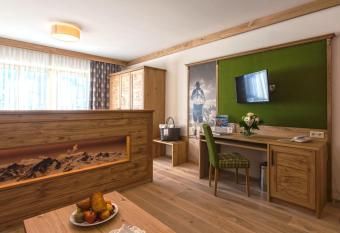 Hotel Zum Stern has Balcony rooms