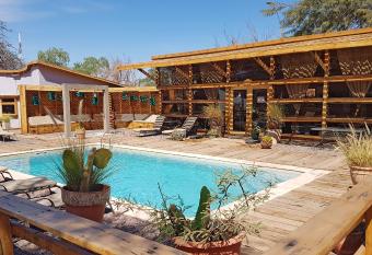Hotel La Cochera has Balcony rooms