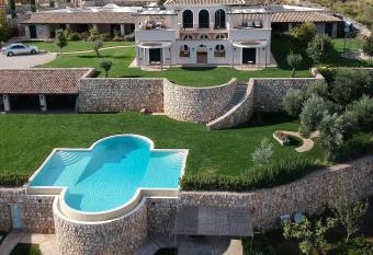 Collina Degli Ulivi B&B has Balcony rooms