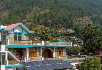 Hill dew homestay has Balcony rooms